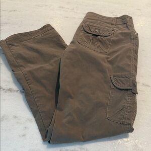 Kohl Free Flex Roll Up Pant size 6 Regulat
